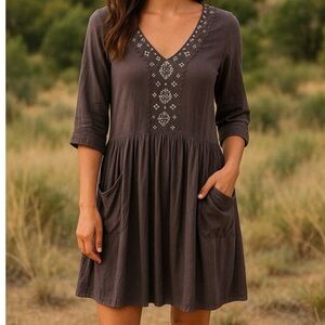 Garnet Hill Charcoal Embroidered 3/4 Sleeve Dress w/pockets